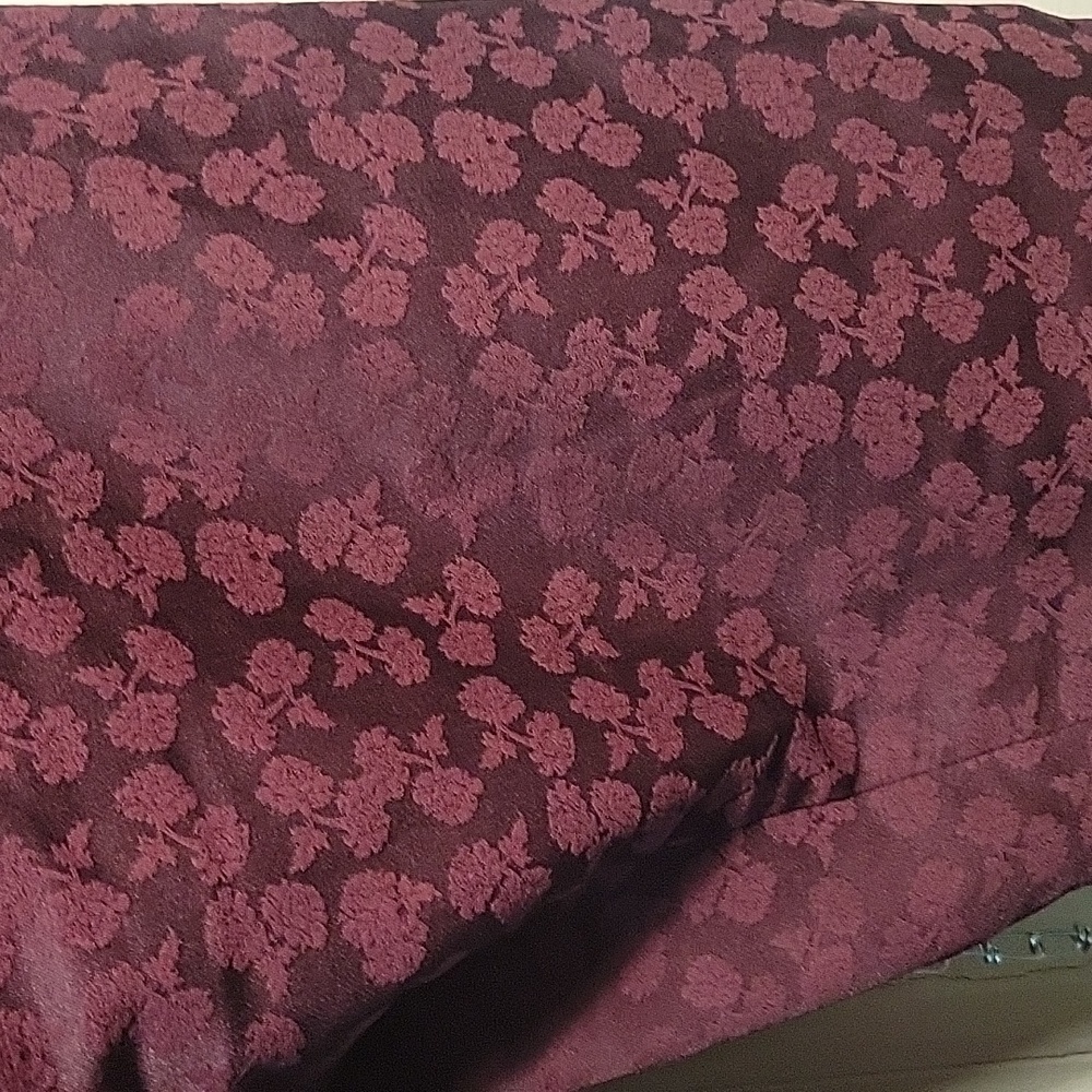 Burgundy Patterned Pants - Picture 3 of 4